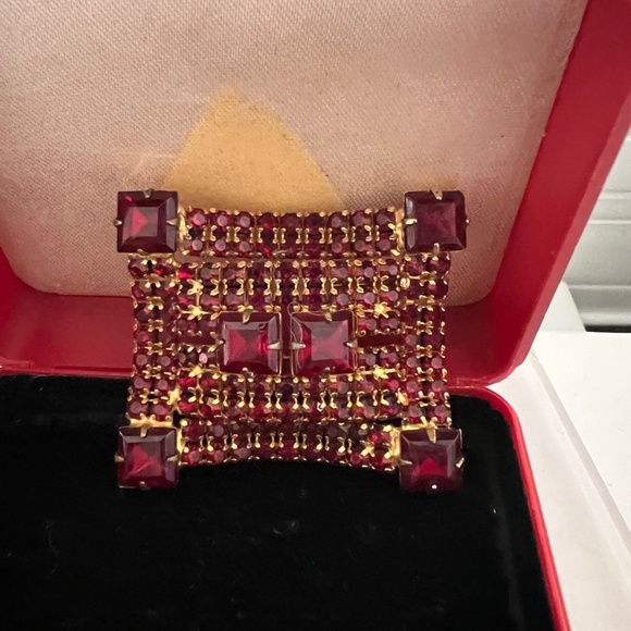 Vintage Brooch Czech Garnet Glass Bohemian - Picture 16 of 16